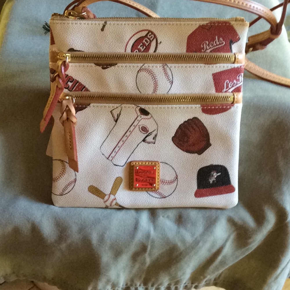 Dooney & Bourke CINCINNATI Reds shoulder bag